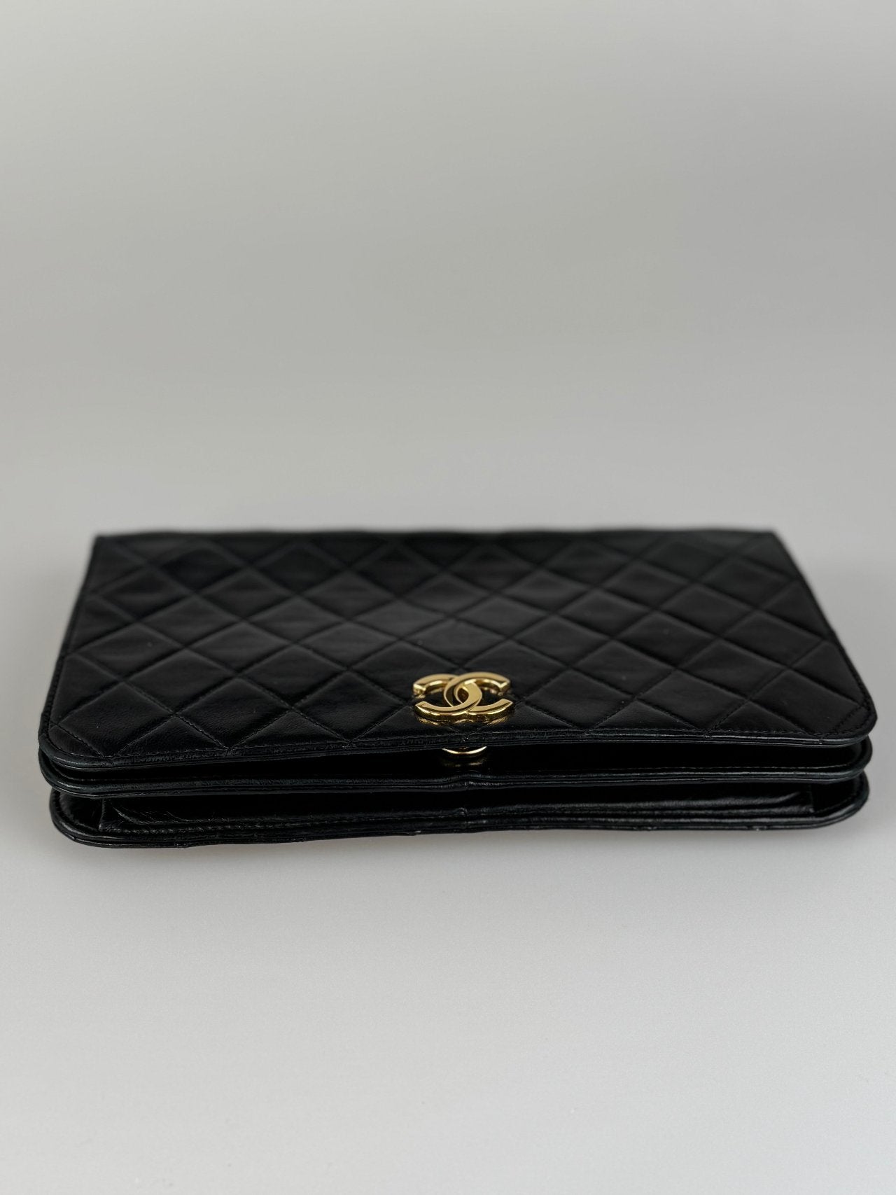Chanel Vintage Matelassé Lambskin Shoulder Bag in Black with 24 k Gold Hardware