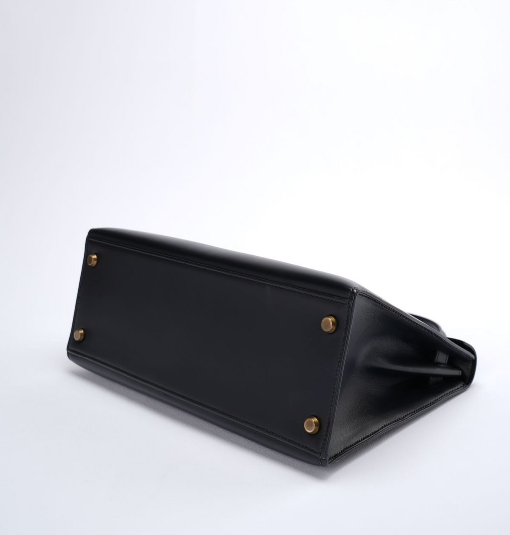 Hermes Vintage Kelly 28 Sellier Bag in Black Calf Box Leather With Gold Hardware