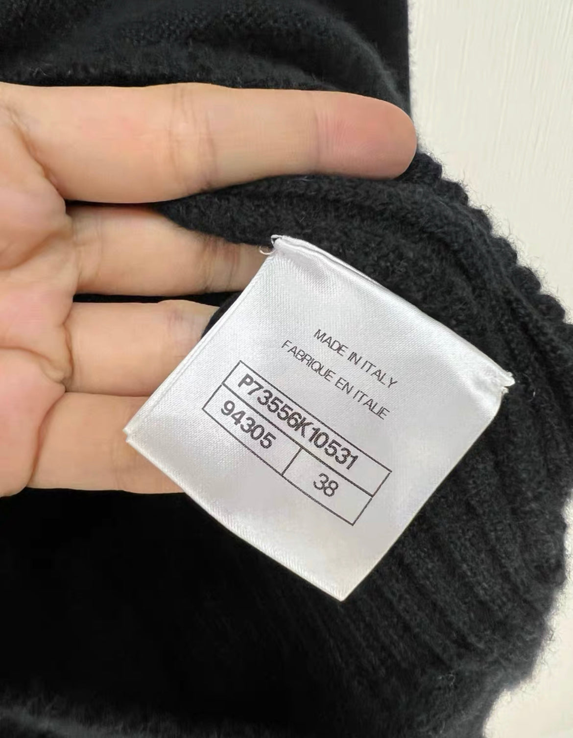 CHANEL 22B BLACK CASHMERE IGAN/ DRESS Size 38