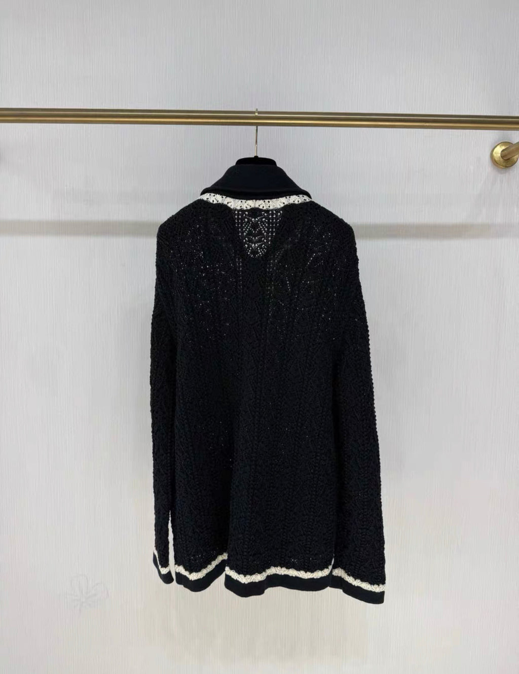 Chanel 24P black and white knitted igan size 34