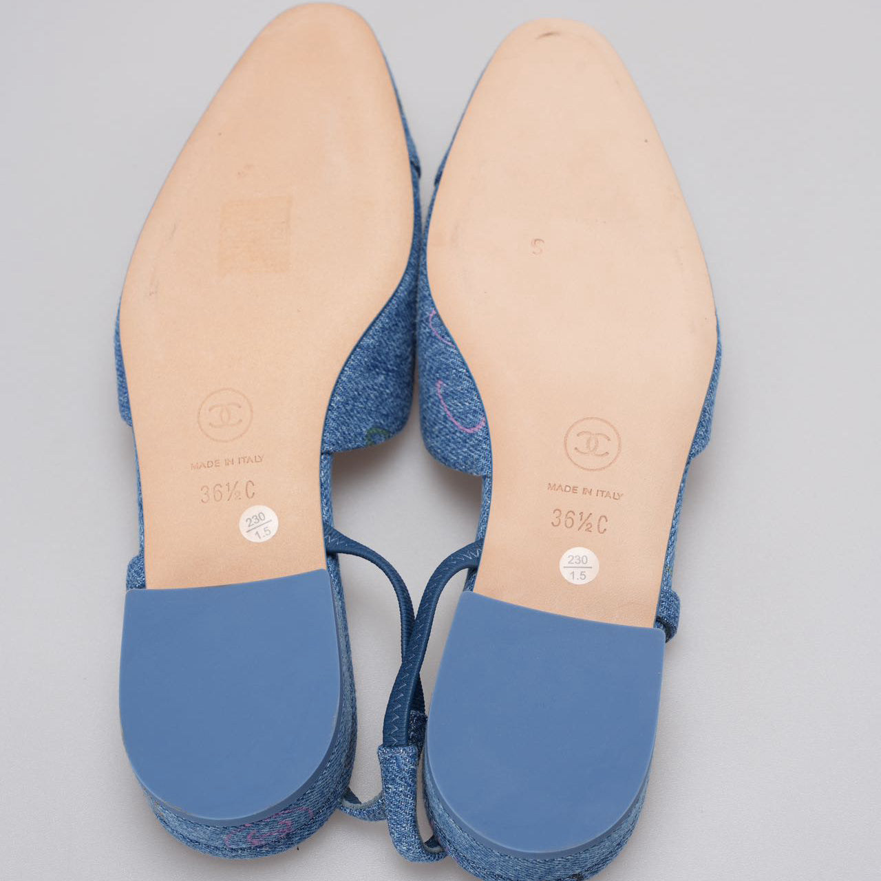 Chanel Denim Slingback Flats Cap Toe CC Light Blue Multicolor size 36.5