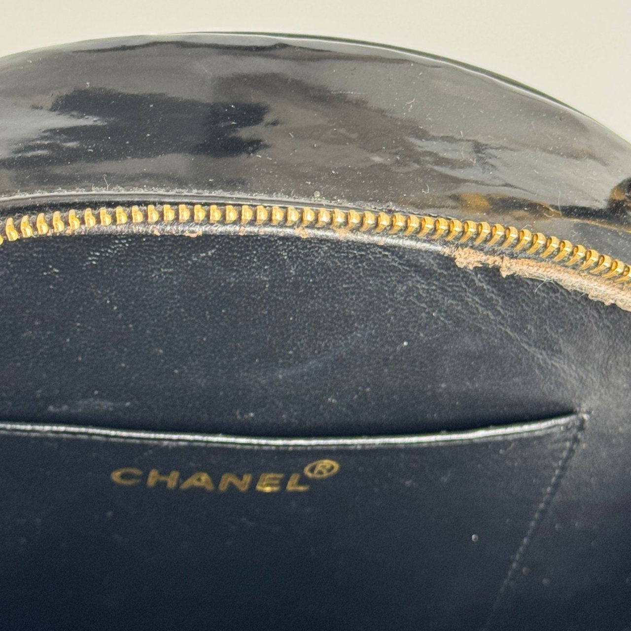 Chanel 1995 Black Round Vanity Case