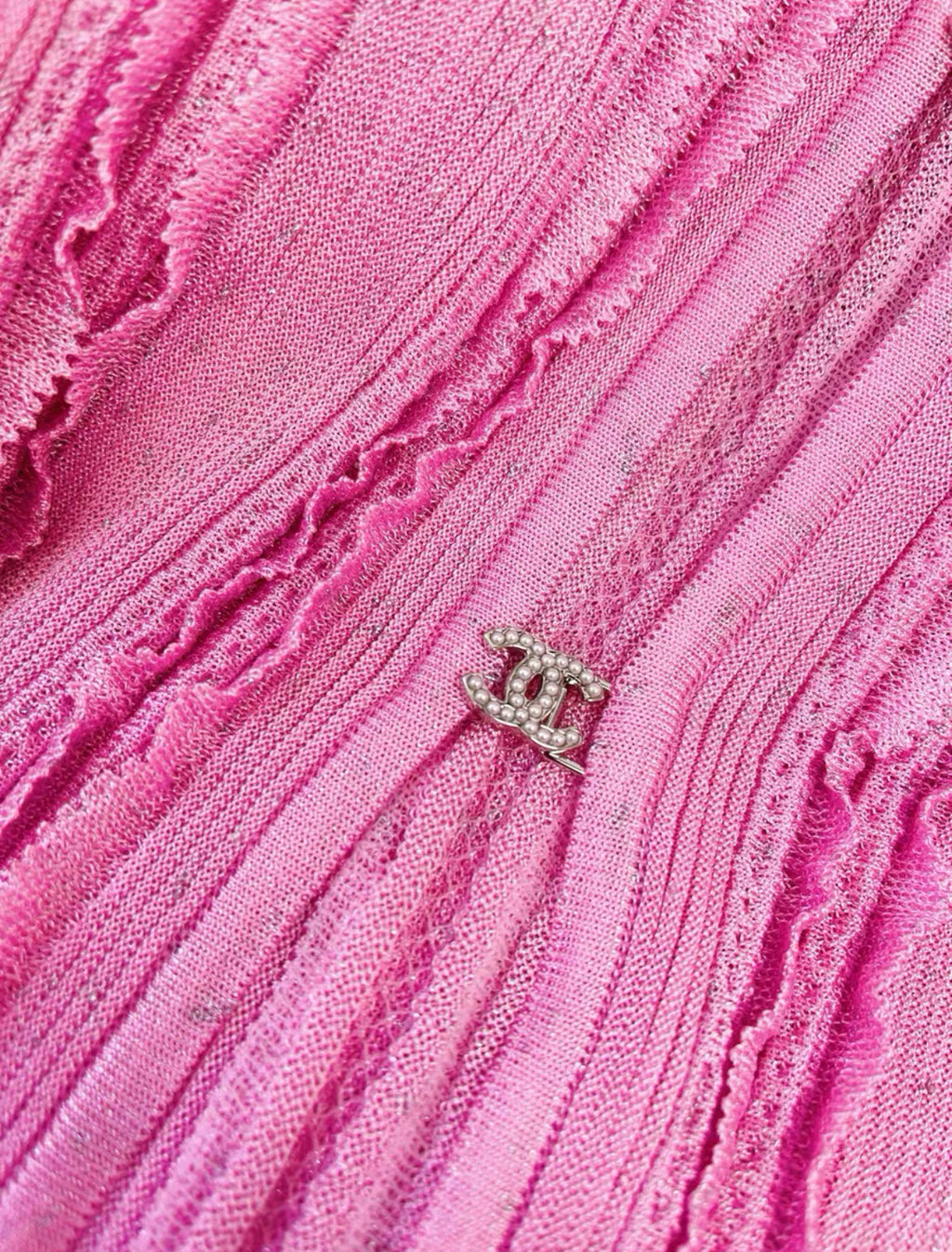 Chanel 23P Rose Crystal CC Buttons Viscose Cropped igan size 36