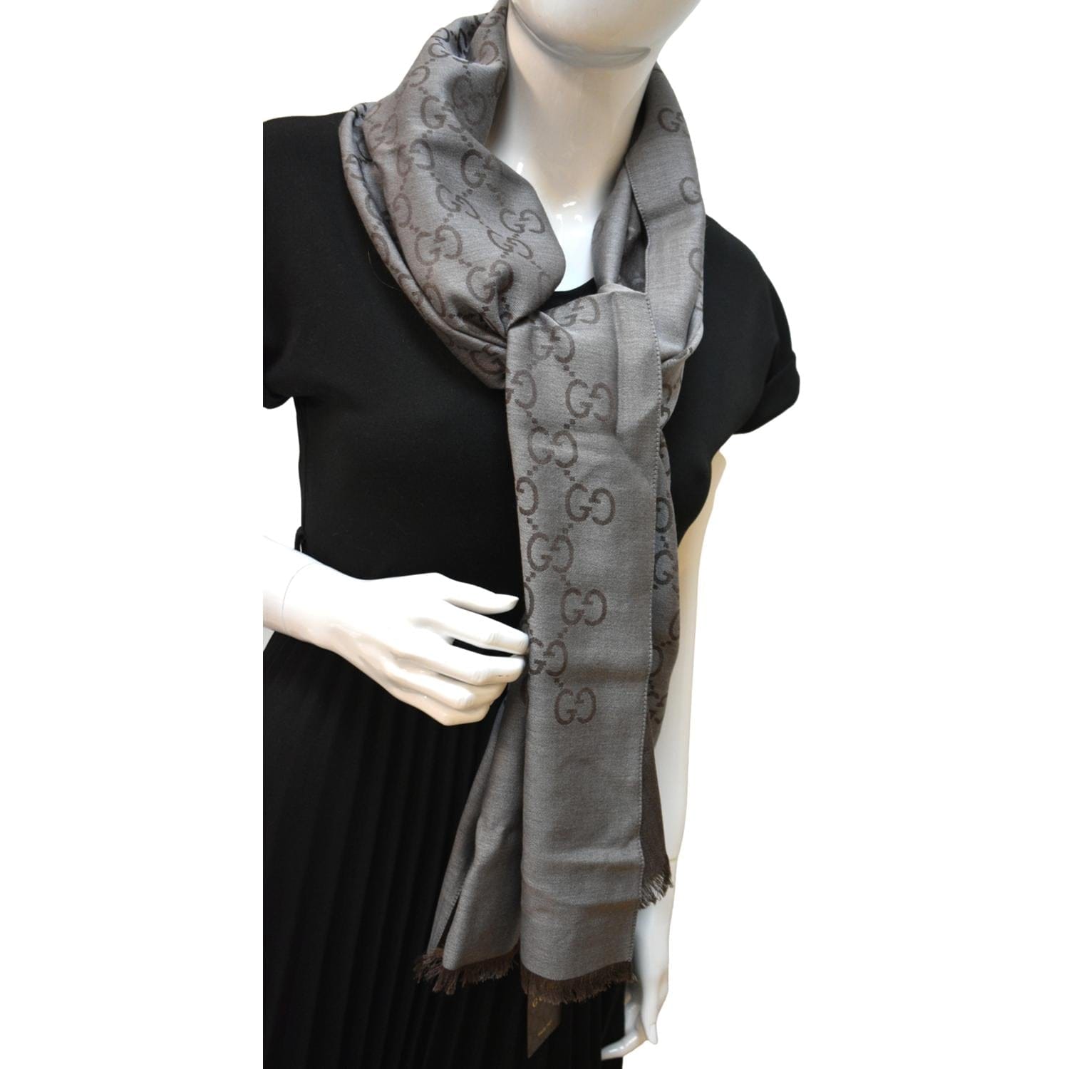 GUCCI Light Grey Wool Silk Scarf