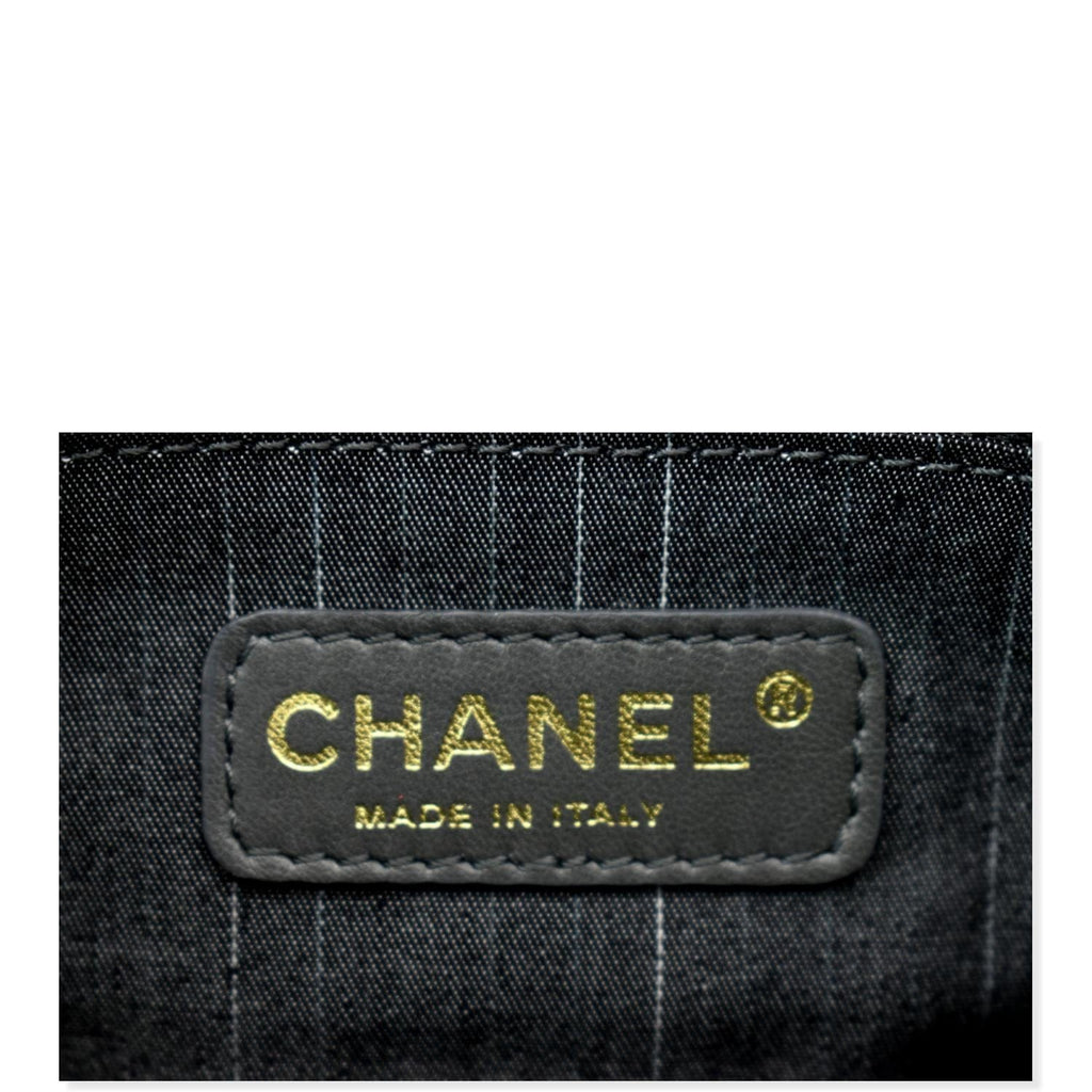 CHANEL CC Embroidered Patent Quilted Chain Clutch Bag Black/Gold