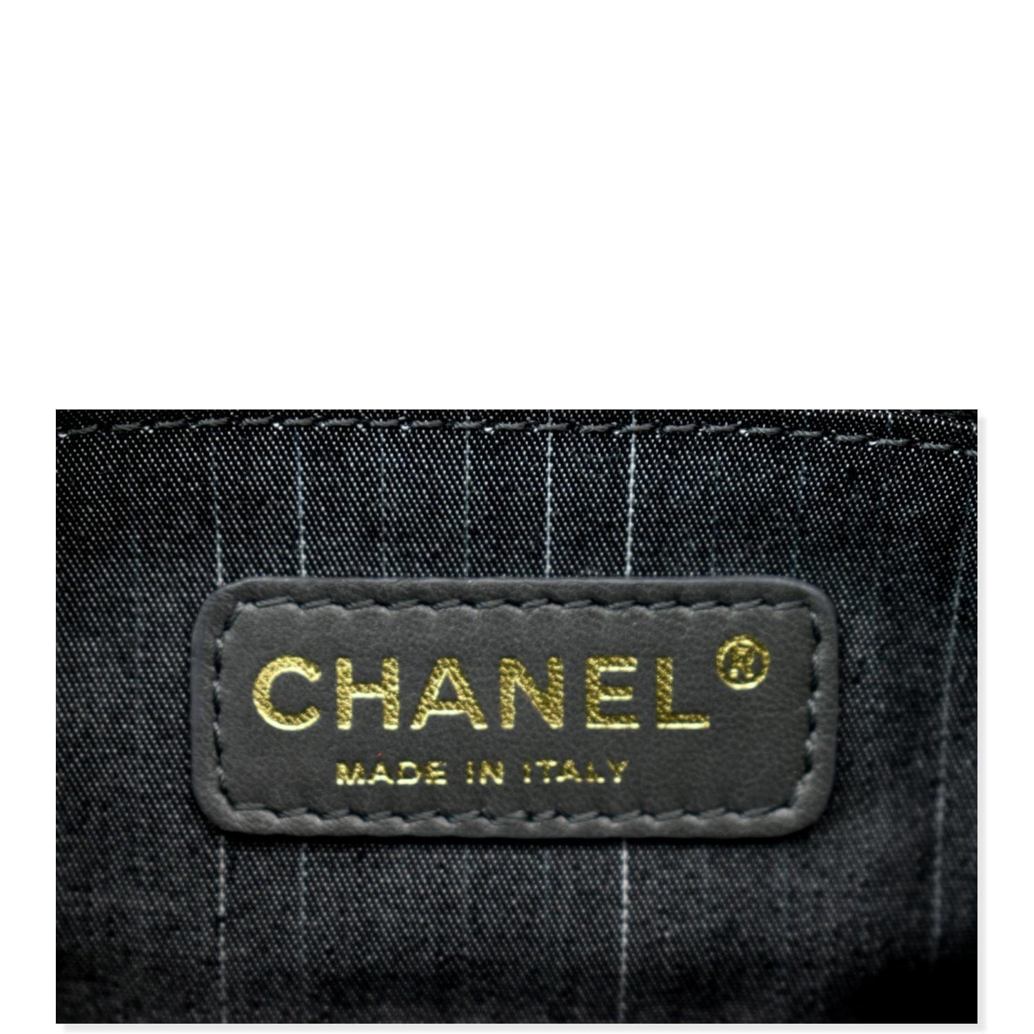CHANEL CC Embroidered Patent Quilted Chain Clutch Bag Black/Gold