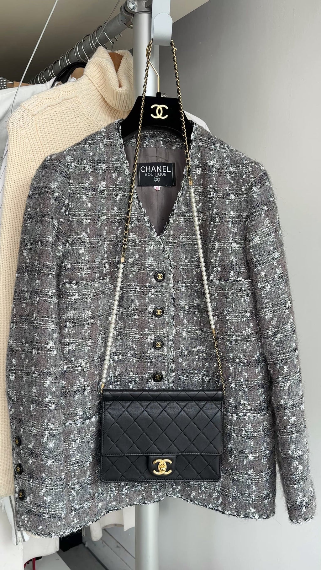 Chanel Black Quilted Leather Chic Pearls Flap Bag