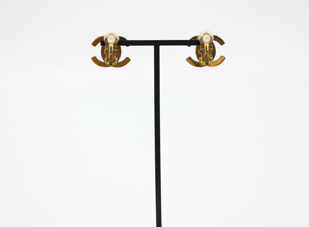 Chanel Vintage 96A Rhinestone & Gold-plated Backpack Buckle CC Clip-on Earrings