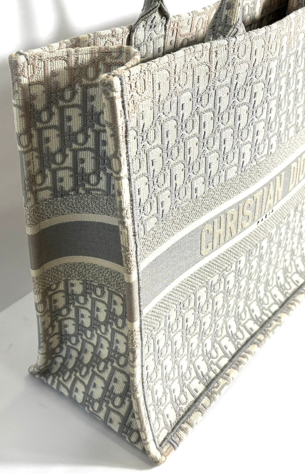 DIOR LARGE BOOK TOTE GRAY DIOR OBLIQUE EMBROIDERY