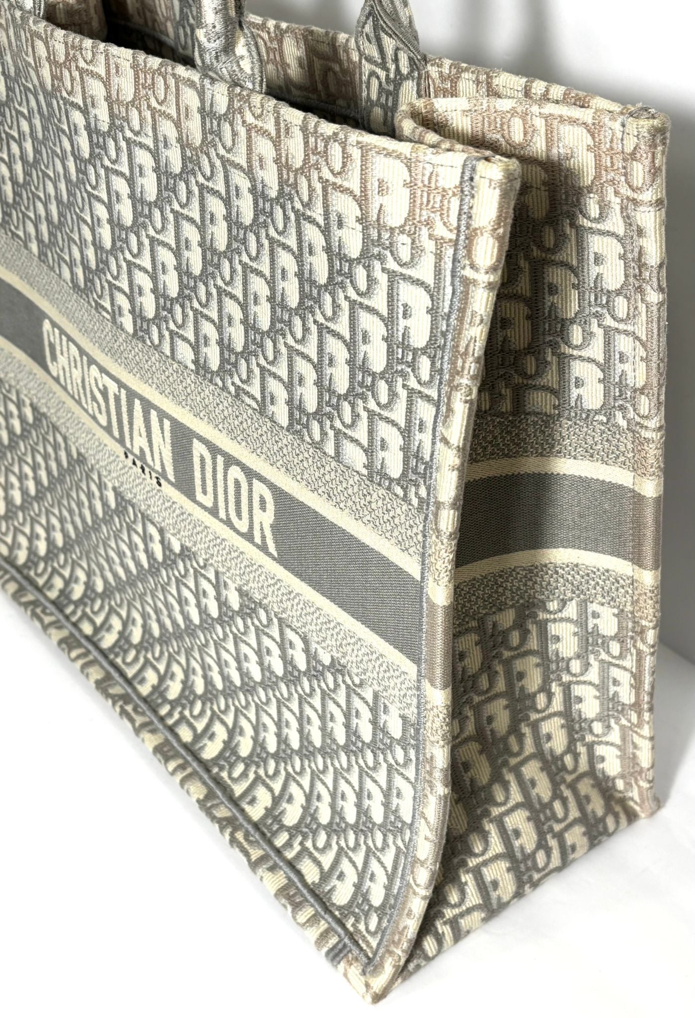 DIOR LARGE BOOK TOTE GRAY DIOR OBLIQUE EMBROIDERY