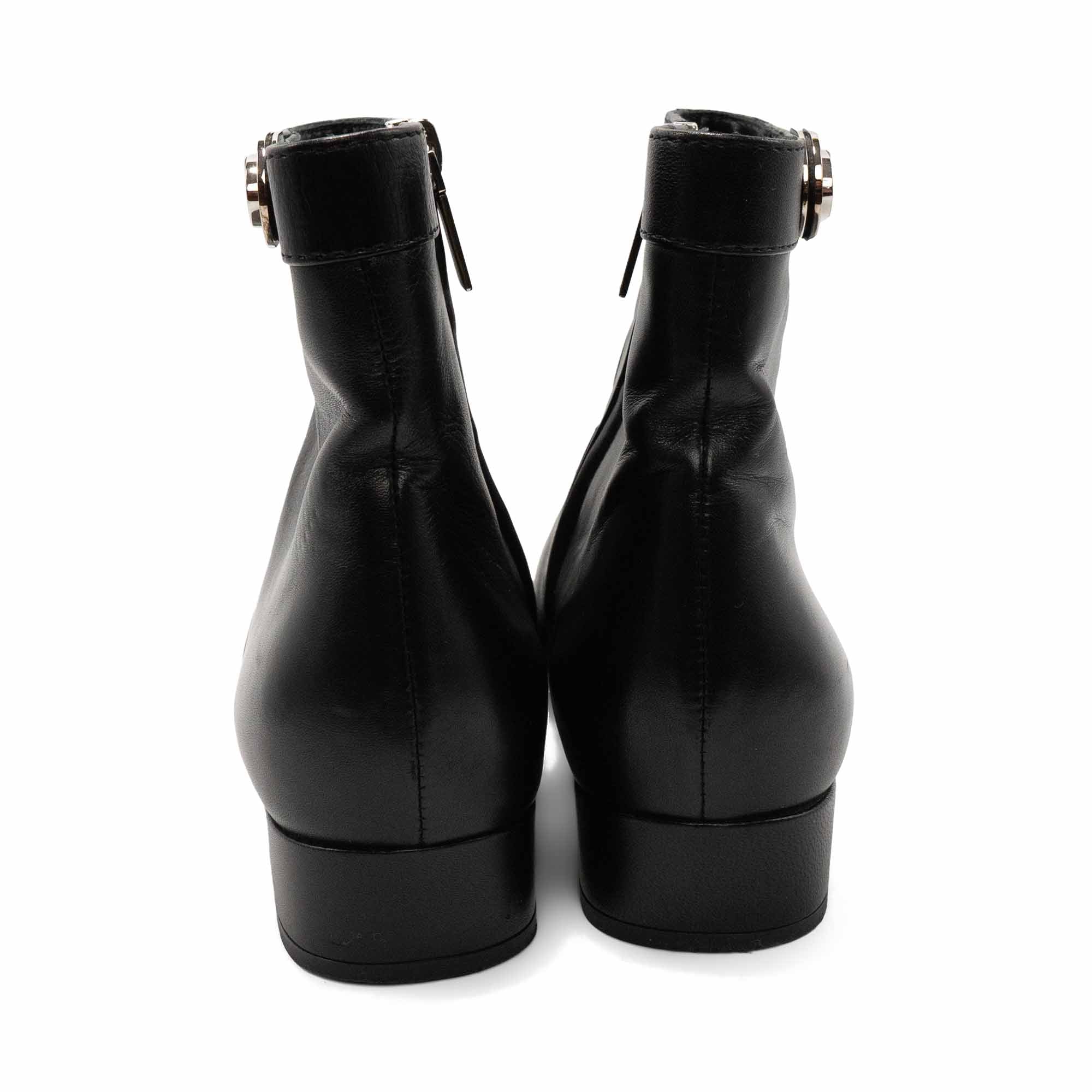 Christian Dior 'Blason Low' Ankle Boots - Women's 36.5