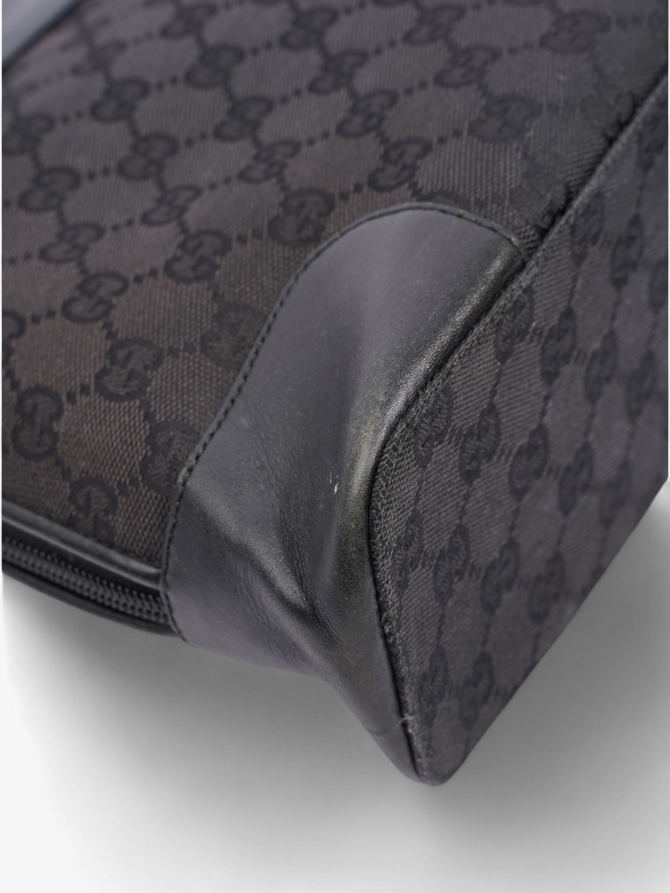 Gucci GG Dome GG Supreme / Black Canvas