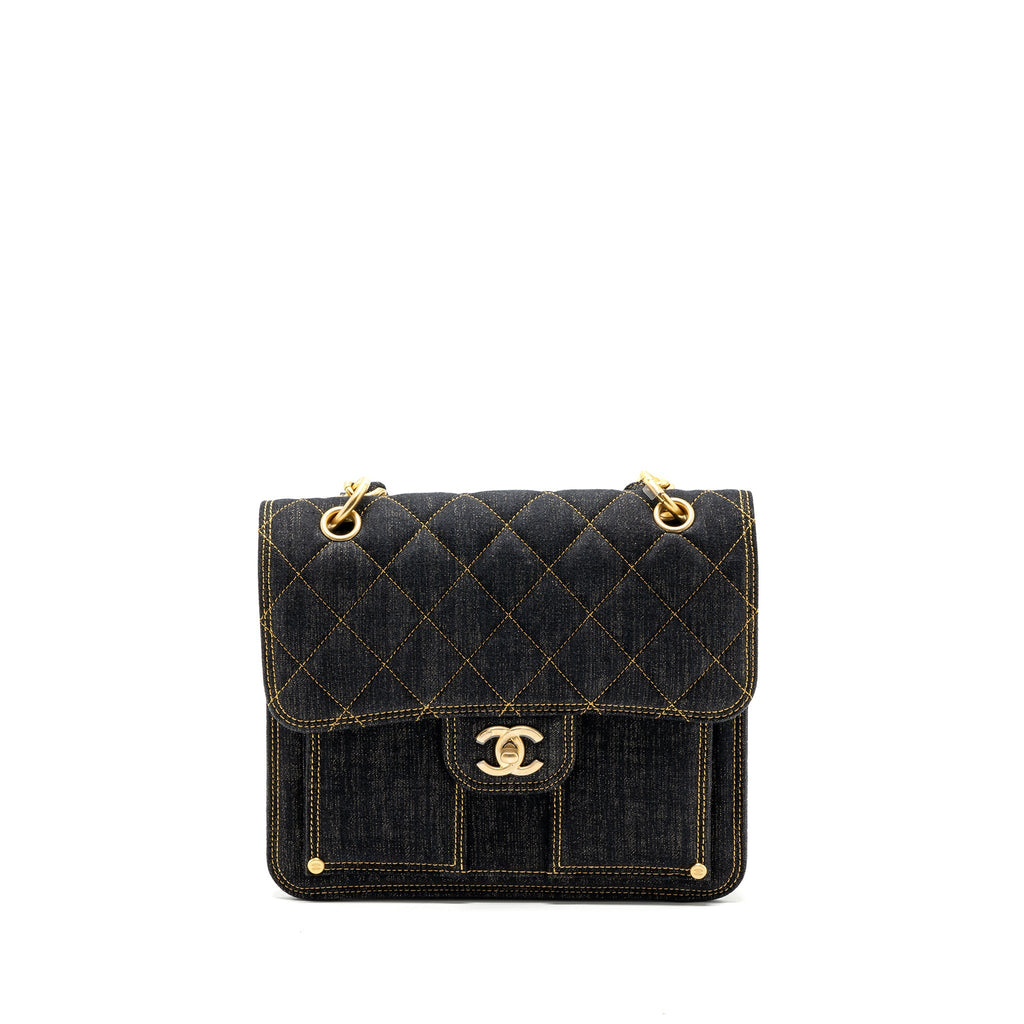 Chanel 23S flap backpack denim dark blue Brushed  (microchip)