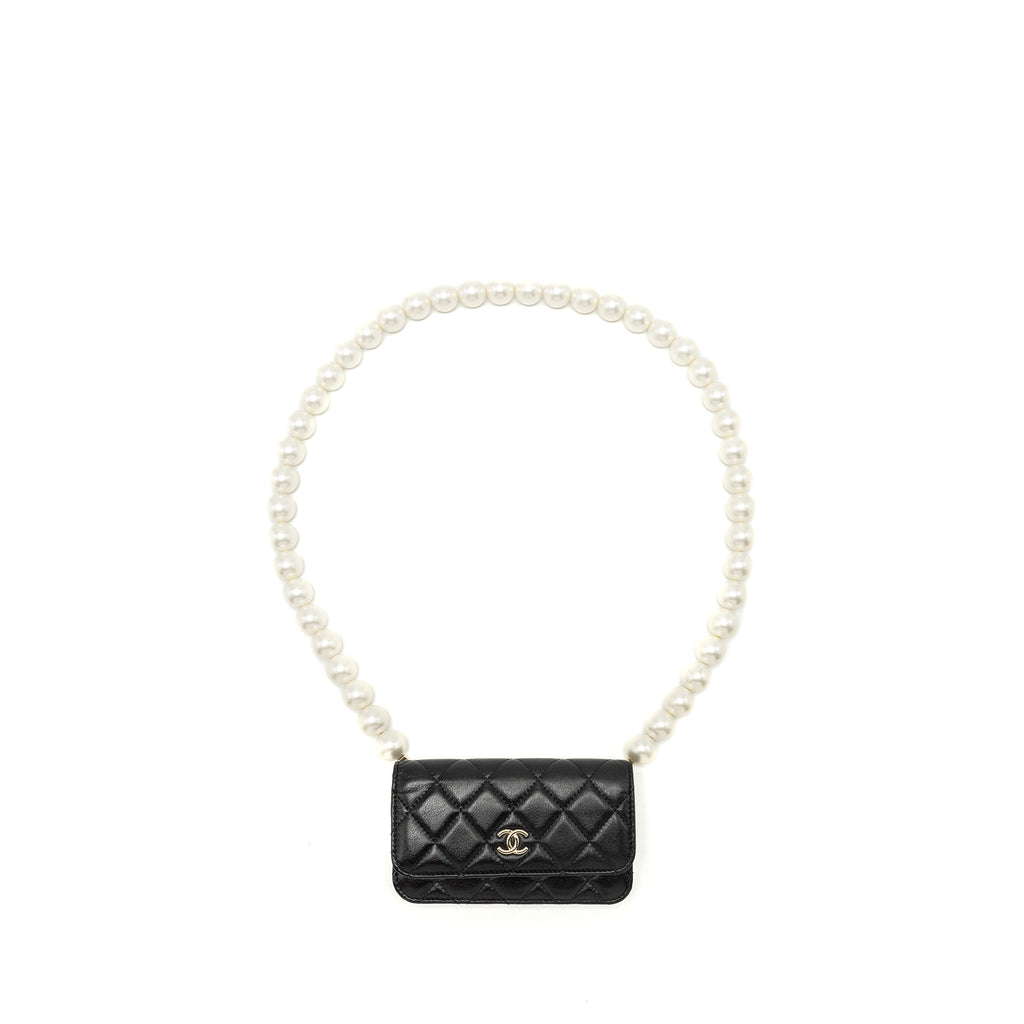 Chanel CC Logo Clutch with Giant Pearl Chain Lambskin Black L