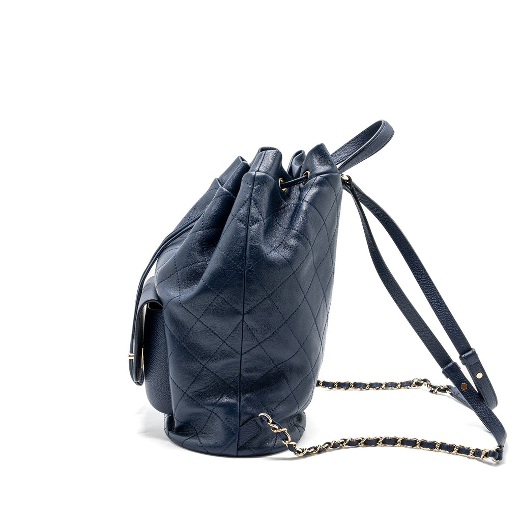 Chanel Drawstring Backpack Lambskin / Grained Calfskin Dark Blue L