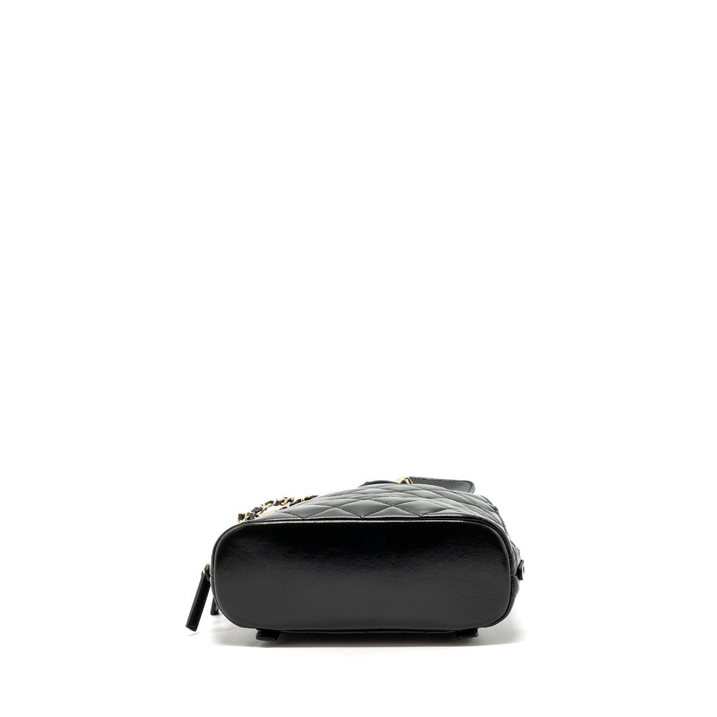 Chanel 22A Backpack Patent Black L (Microchip)