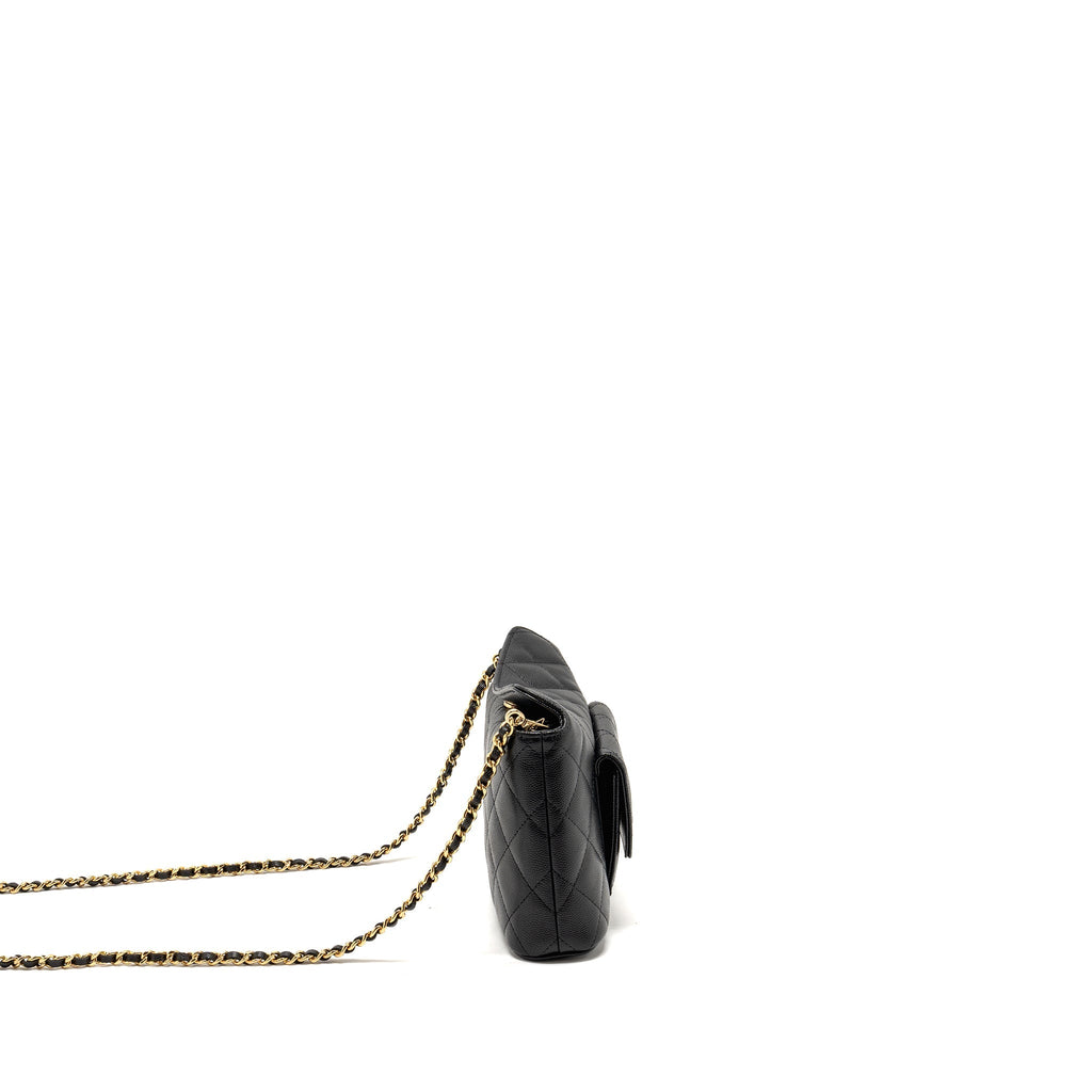 Chanel fold flap vanity clutch with chain caviar black