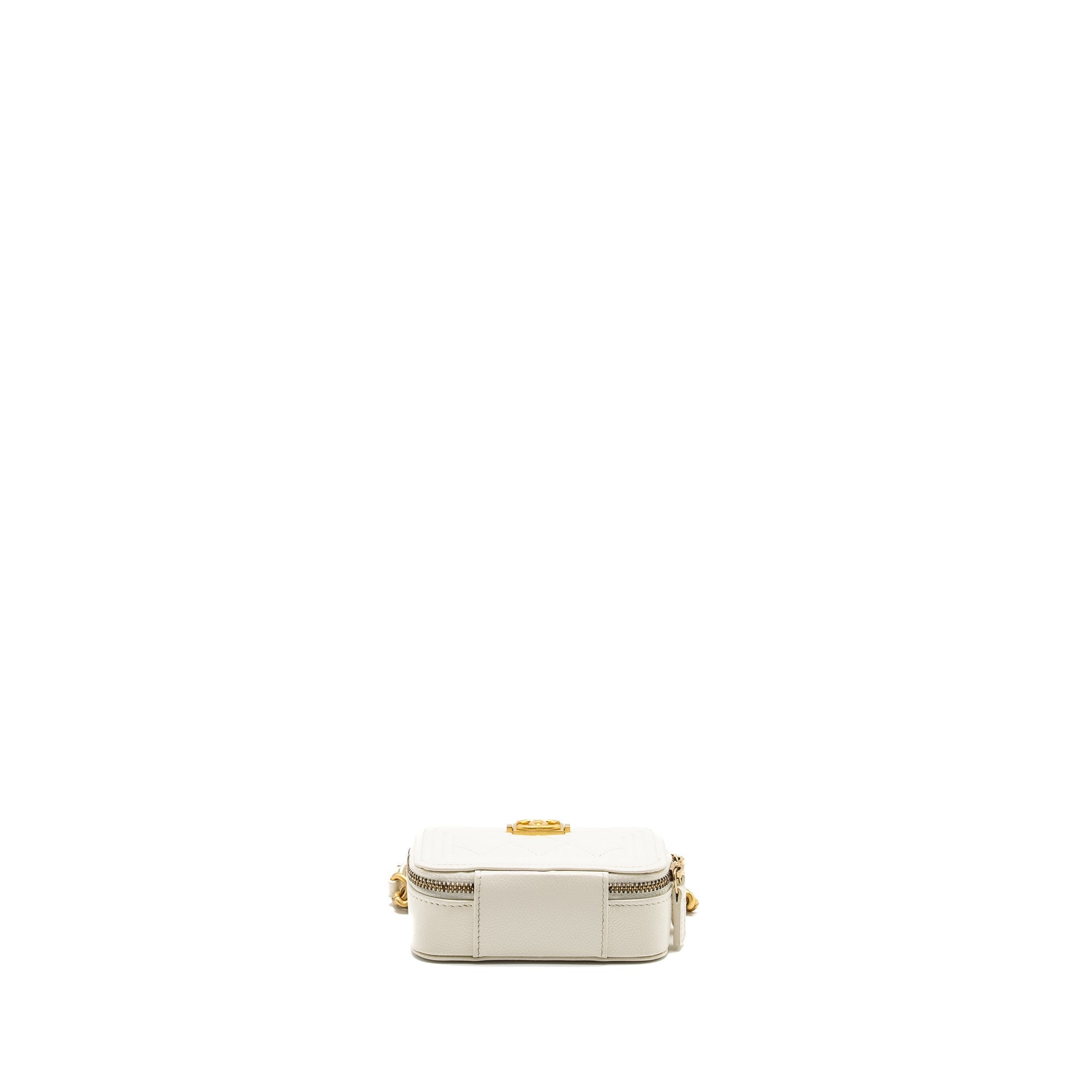 Chanel Boy Chain Clutch Caviar White  (Microchip)