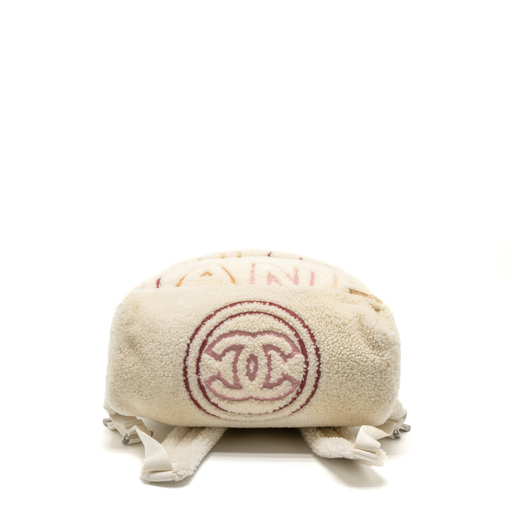 Chanel 19B Backpack Shearling White/Multicolour