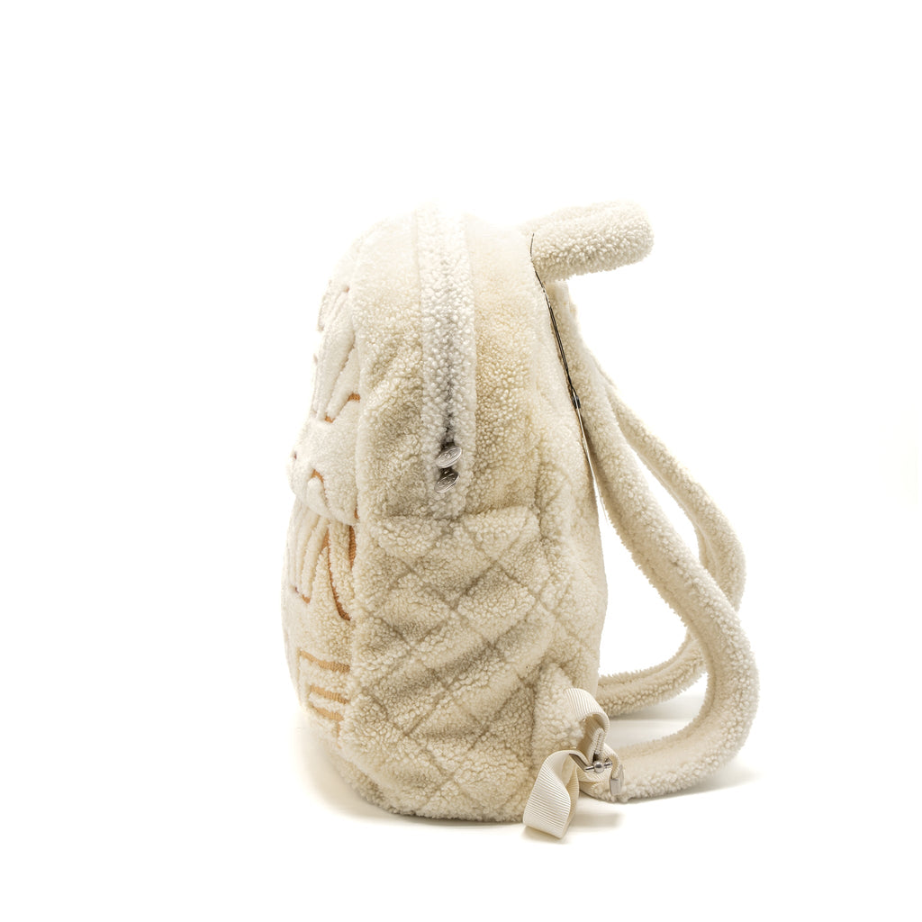 Chanel 19B Backpack Shearling White/Multicolour