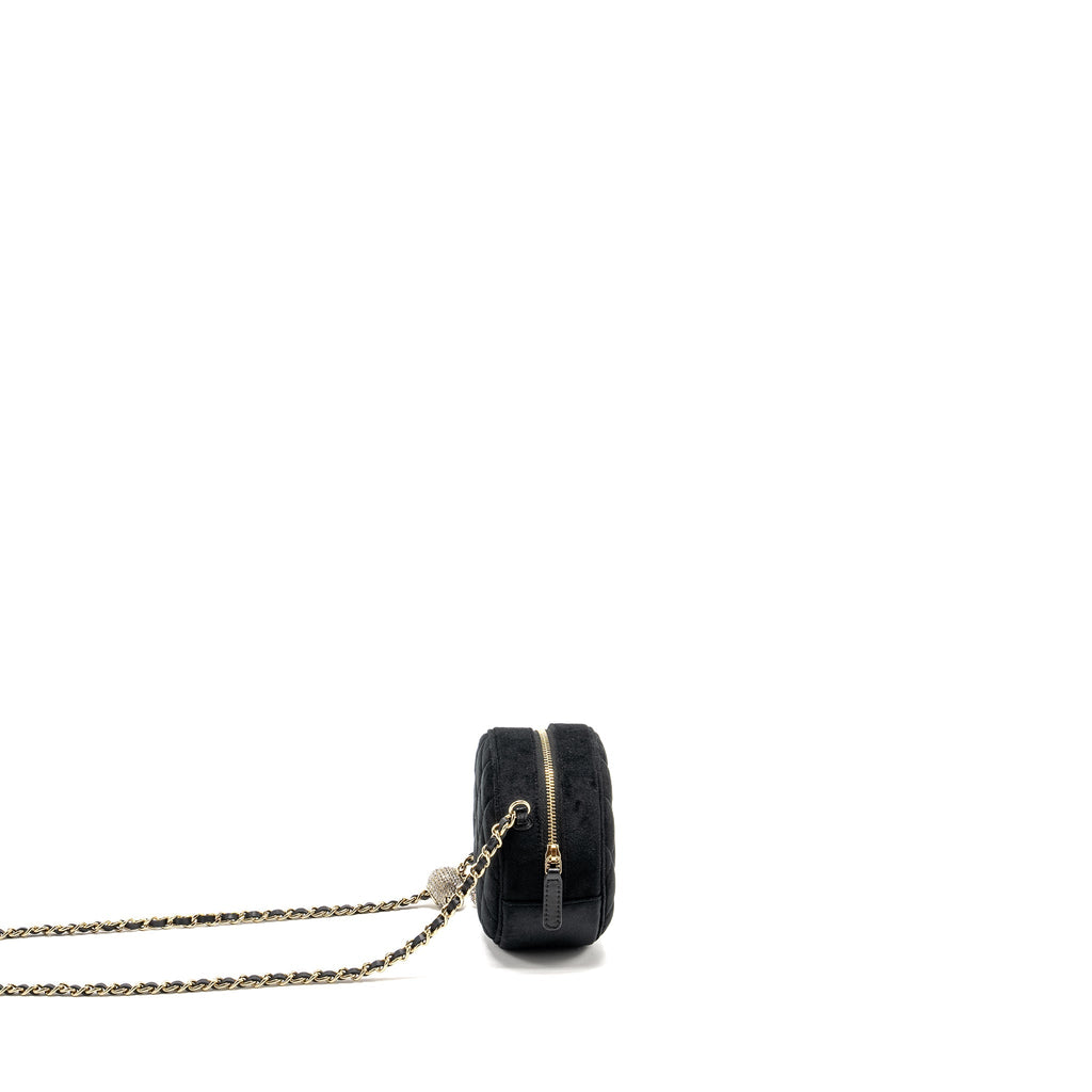 Chanel Pearl Crush Round Clutch Quilted Velvet Black L