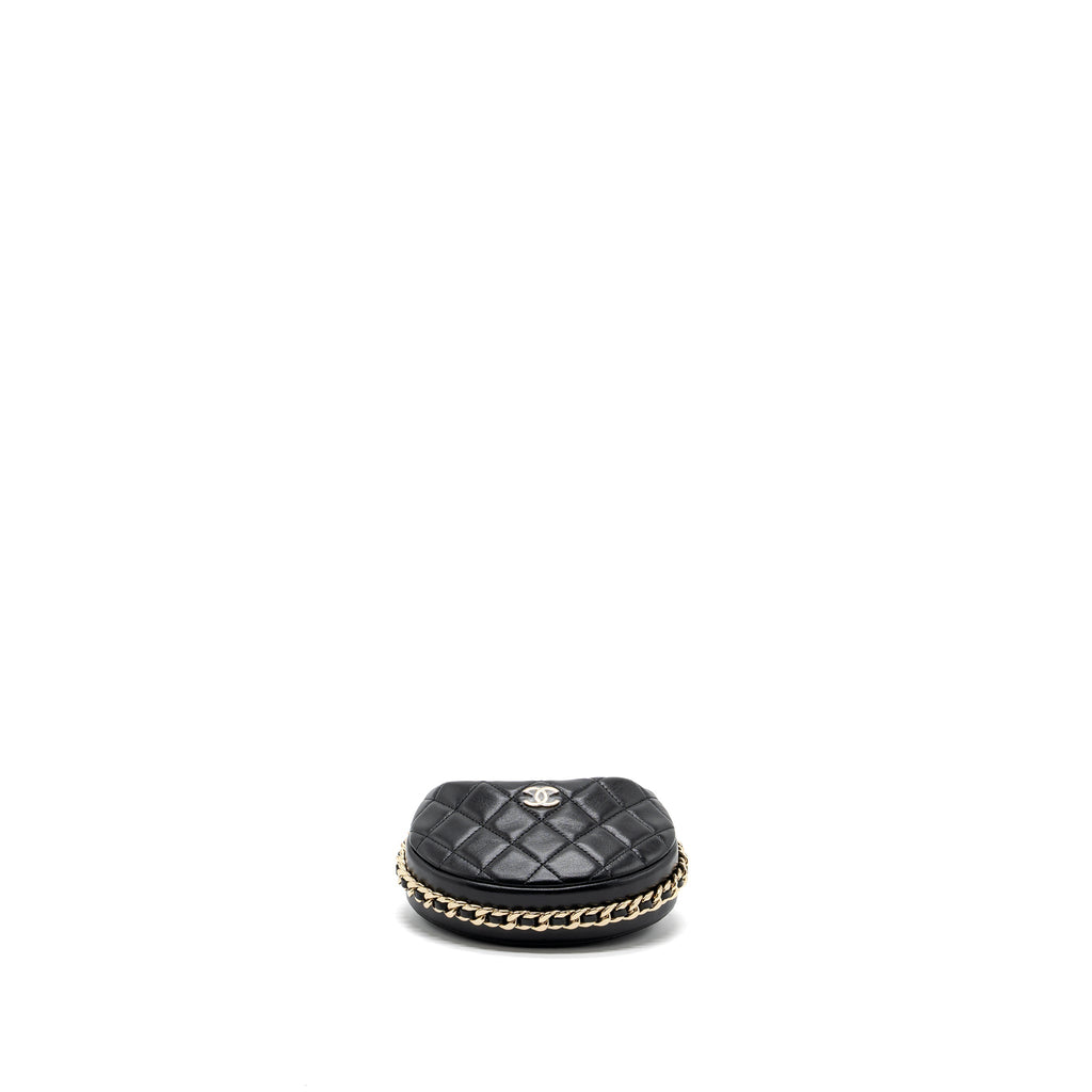 Chanel 23C round Clutch lambskin black  (microchip)