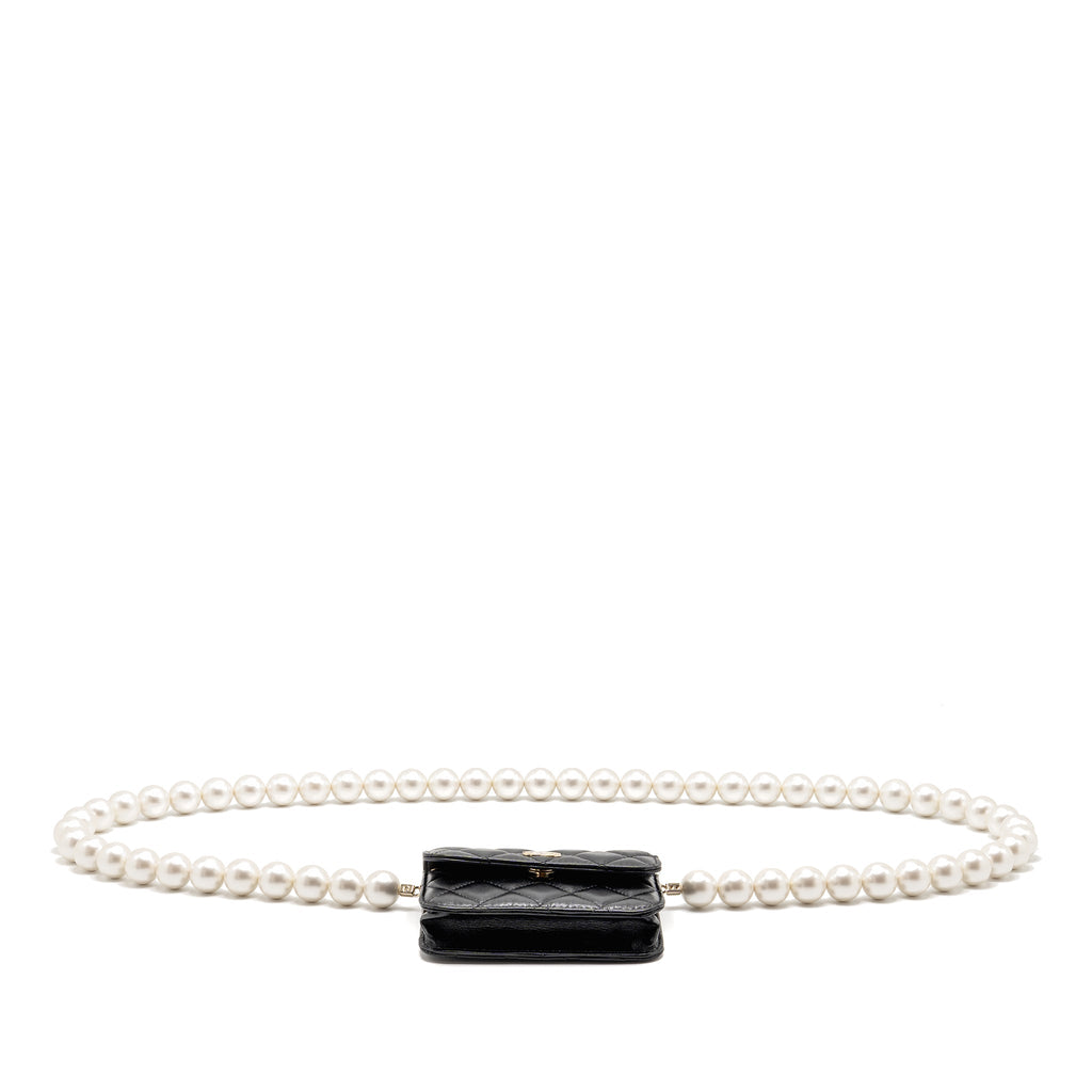 Chanel Maxi Pearl Clutch with Chain Lambskin Black