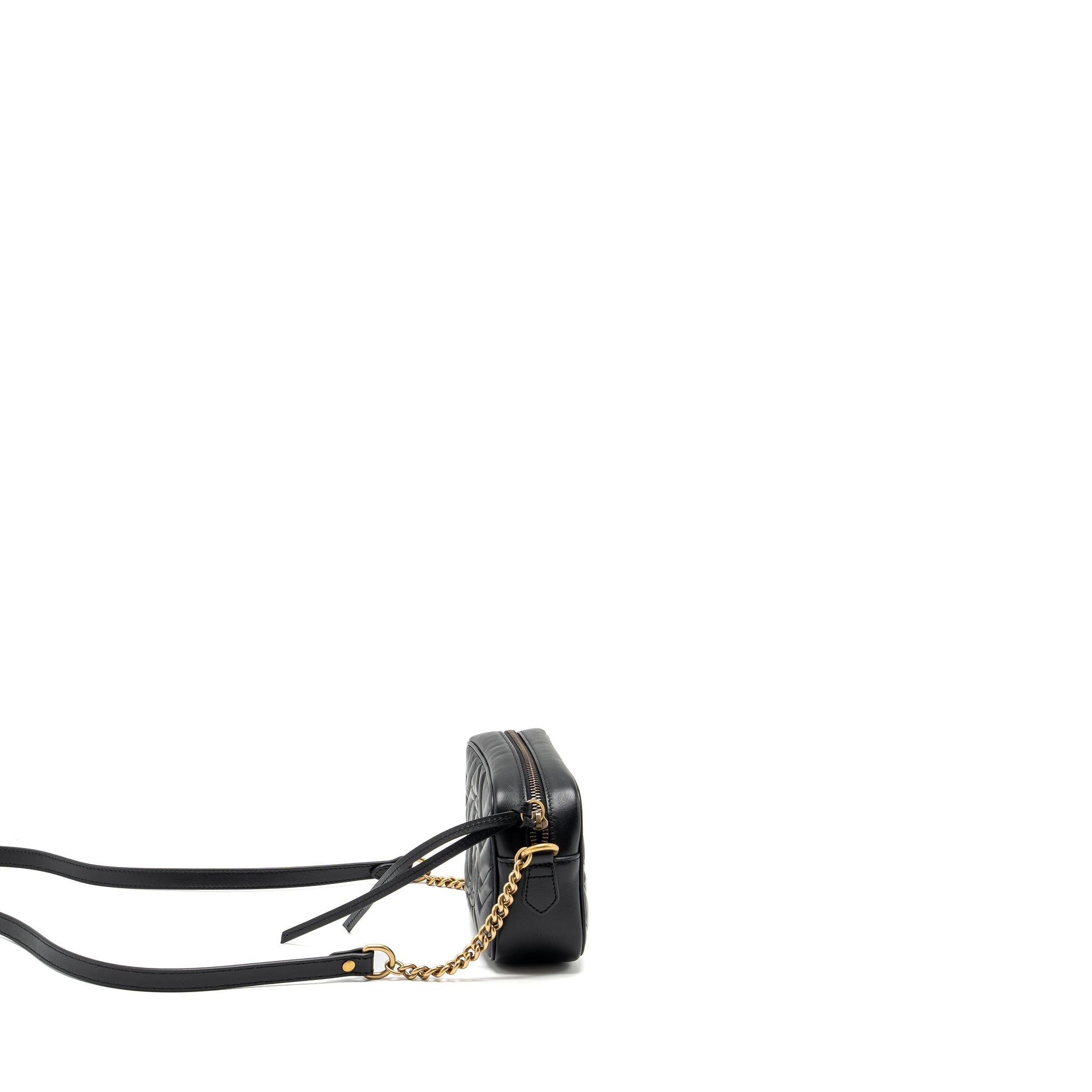 Gucci GG Marmont Matelasse Mini Camera bag calfskin black