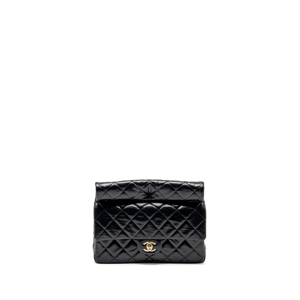 Chanel 23A classic flap clutch shiny calfskin black L (microchip)