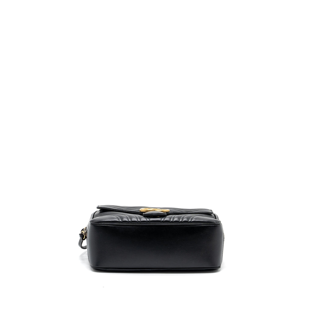 Gucci GG Marmont Matelasse Shoulder Bag Calfskin Black