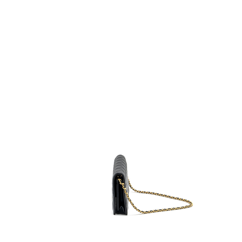 Chanel 23A clutch with chain lambskin black  (microchip)