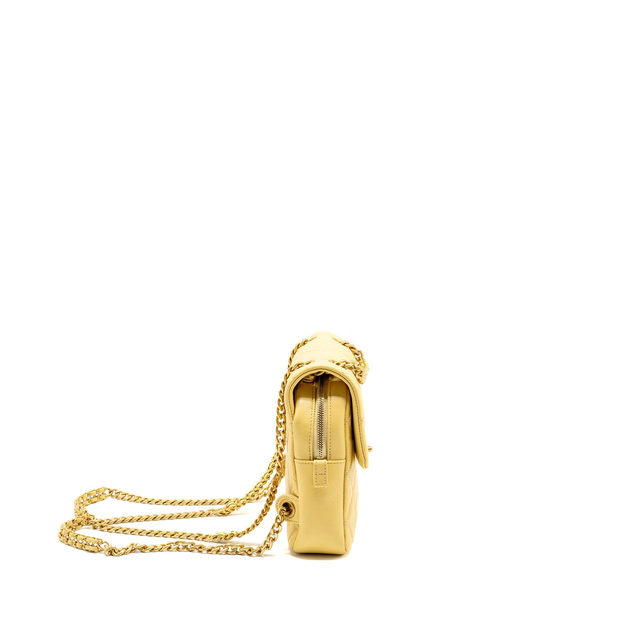 Chanel 22P quilted flap backpack caviar light yellow  (Microchip)