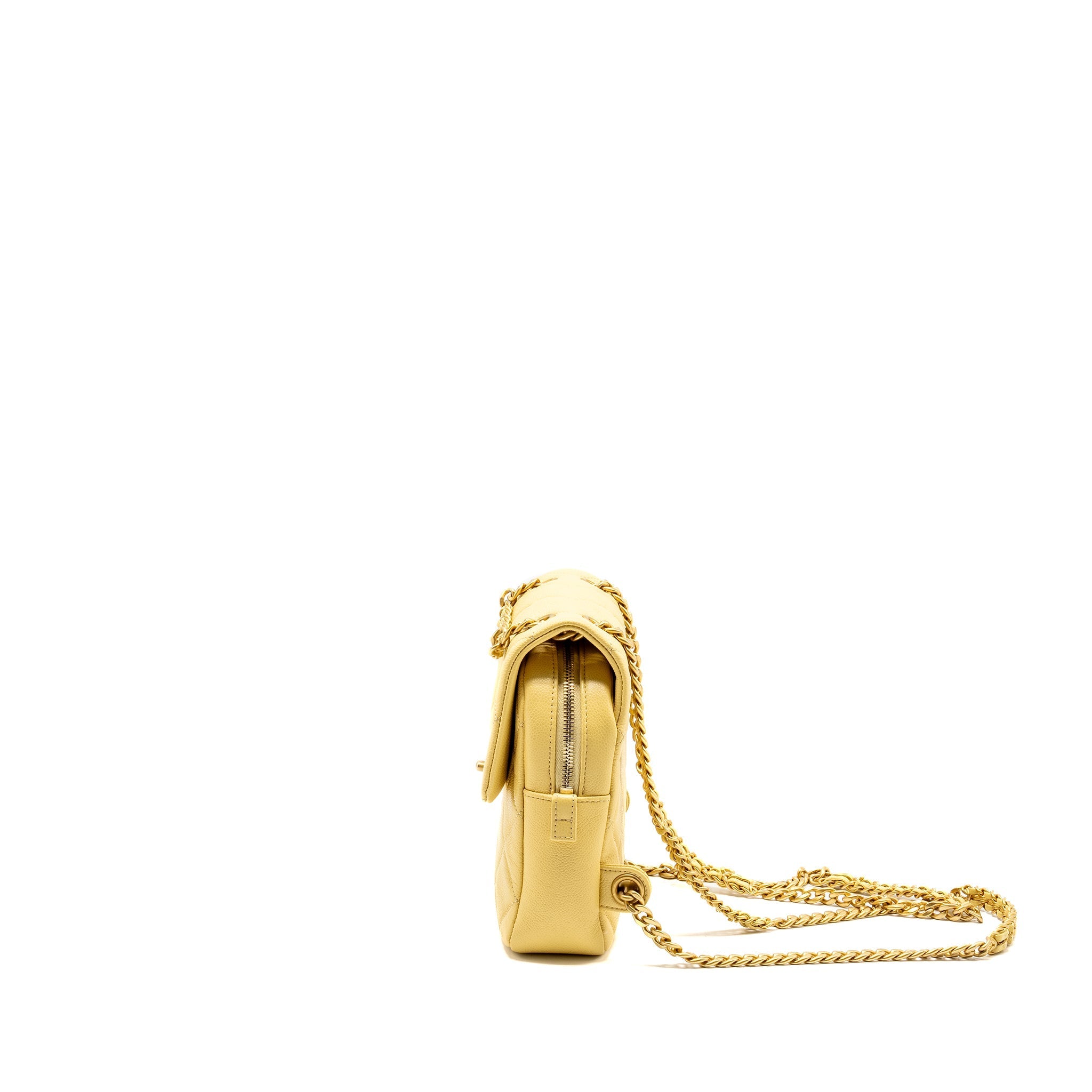 Chanel 22P quilted flap backpack caviar light yellow  (Microchip)