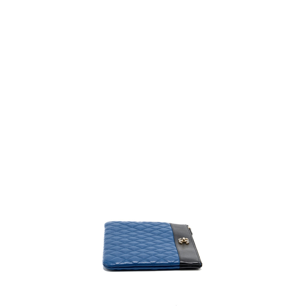 Chanel CC Logo Quilted Zip Pouch / Clutch shiny sheepskin Black/ Blue
