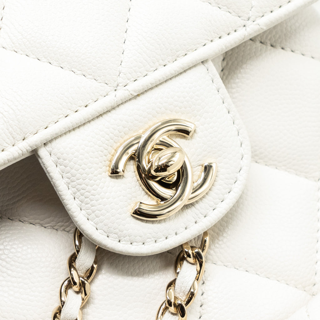 Chanel 22s mini backpack Grained calfskin white L(Microchip)