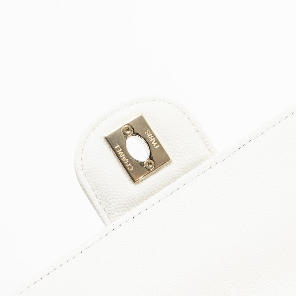 Chanel 22s mini backpack Grained calfskin white L(Microchip)