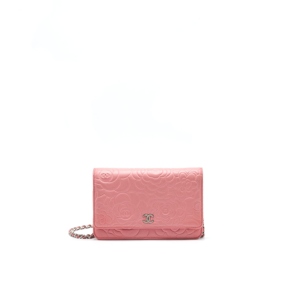 Chanel Camelia Wallet on chain Pink