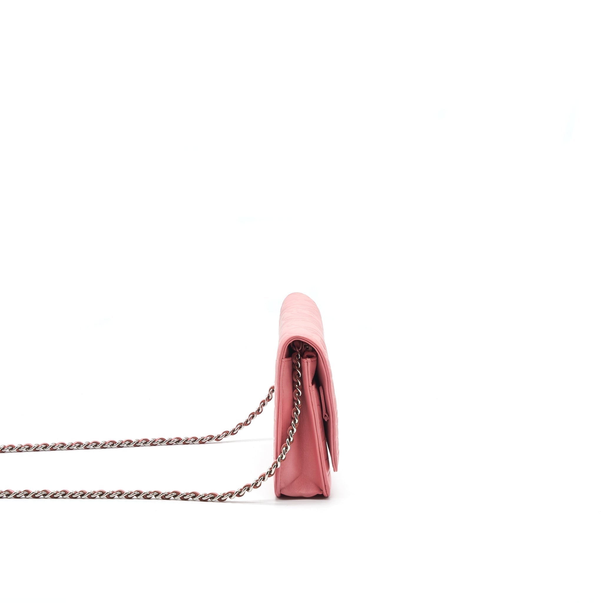 Chanel Camelia Wallet on chain Pink