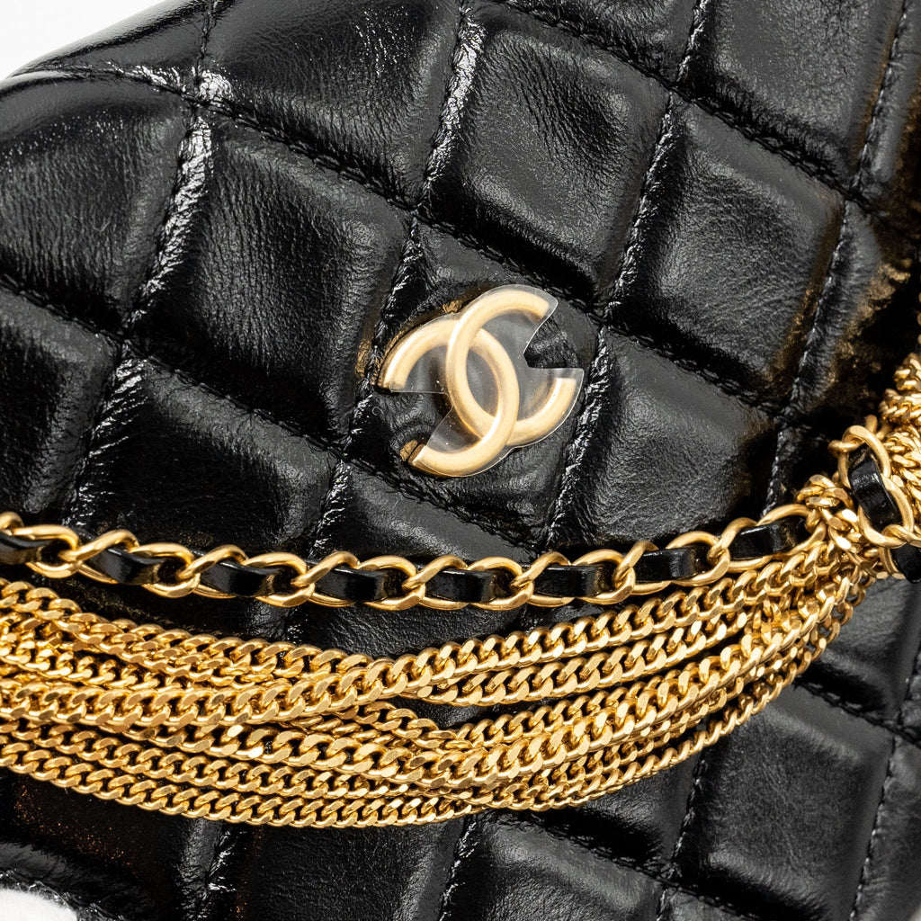 Chanel 21A Round Clutch with Detail Chain Calfskin Black (microchip)