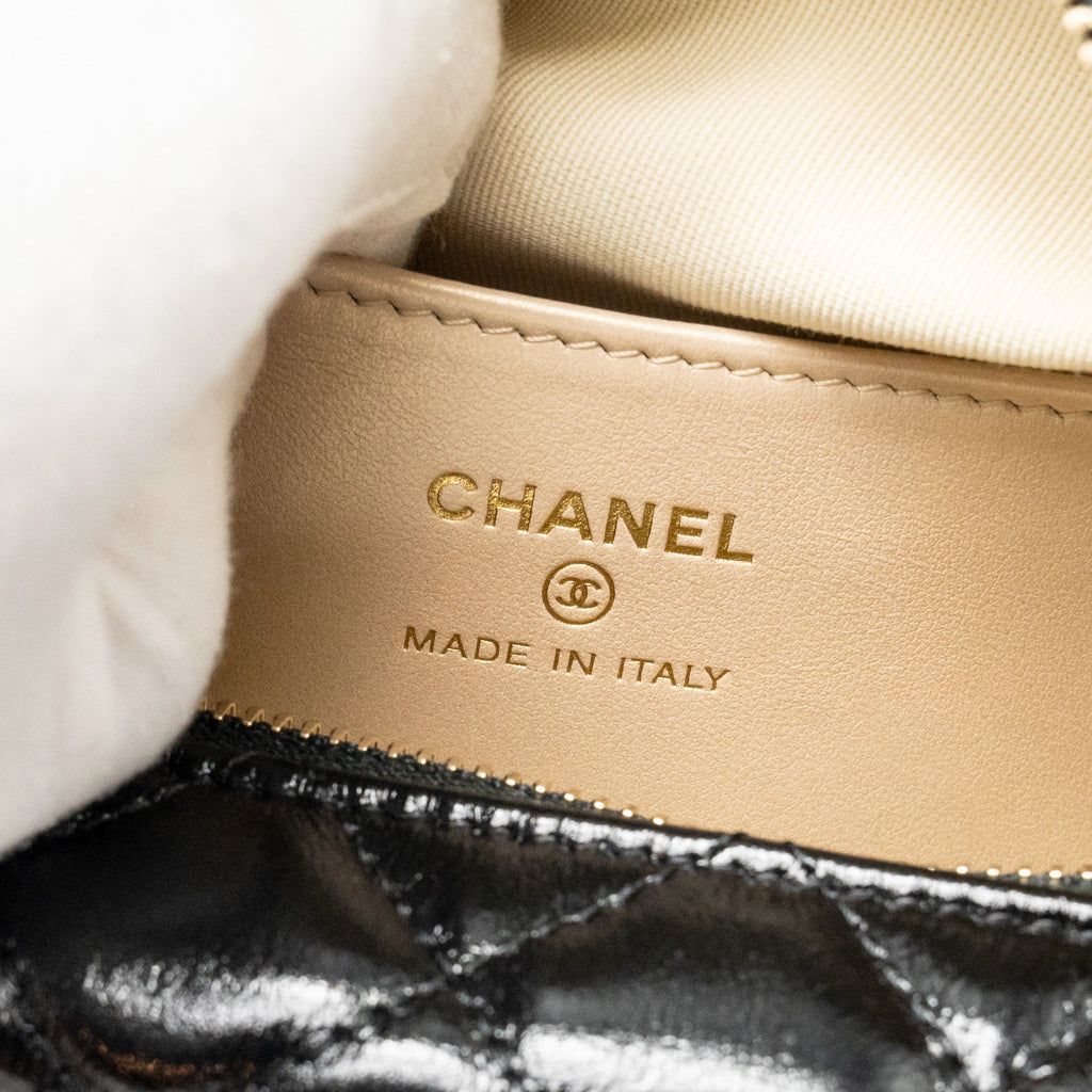 Chanel 21A Round Clutch with Detail Chain Calfskin Black (microchip)