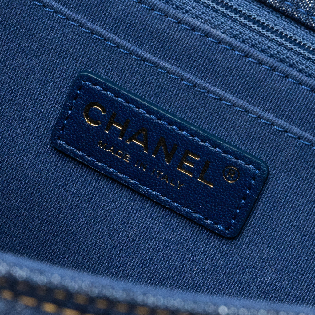 Chanel 23S flap backpack denim blue with  (microchip)