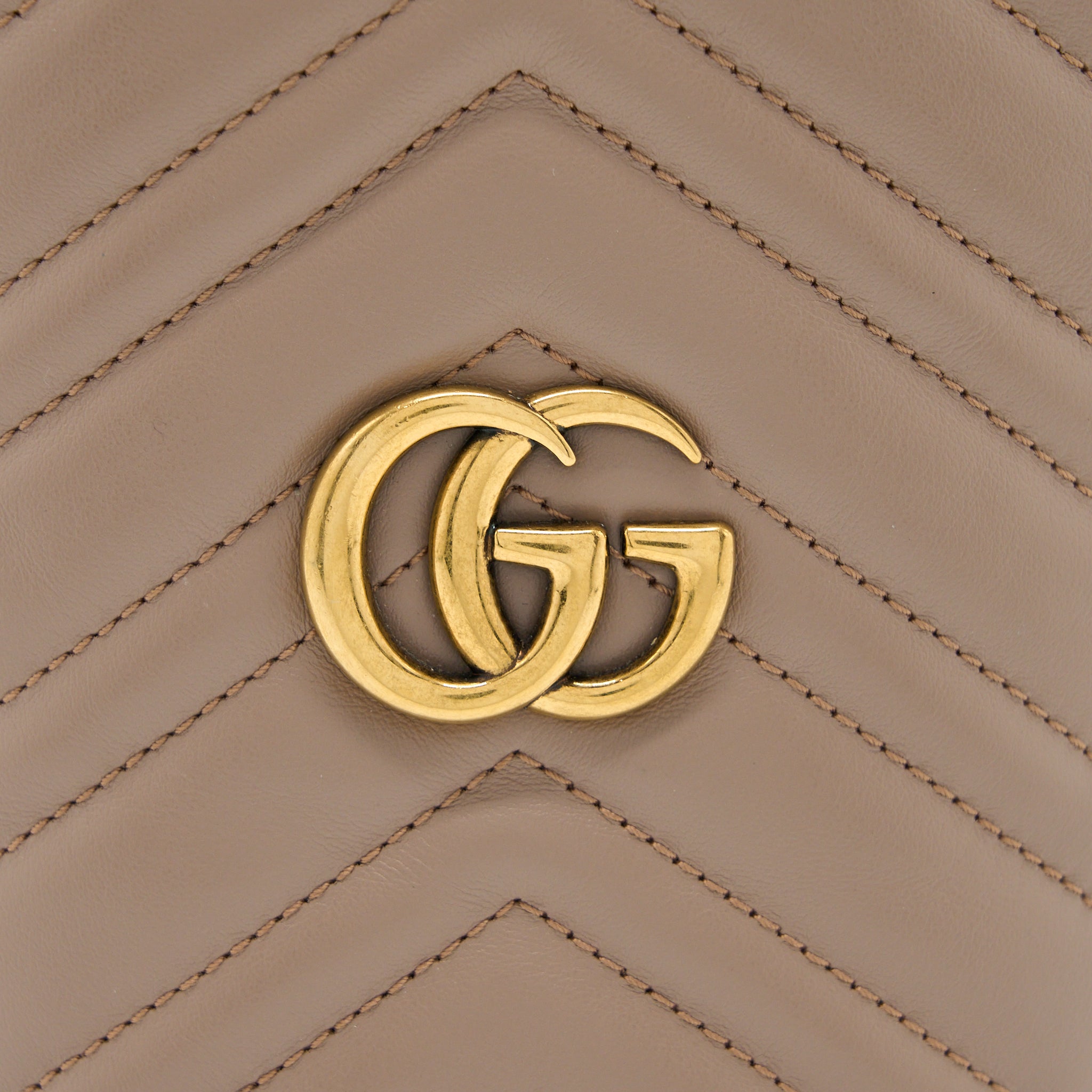 Gucci GG Marmont Mini Bucket Dark Beige