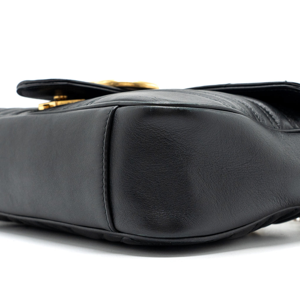 Gucci medium gg Marmont bag calfskin black