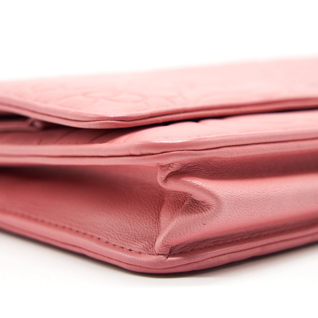Chanel Camelia Wallet on chain Pink