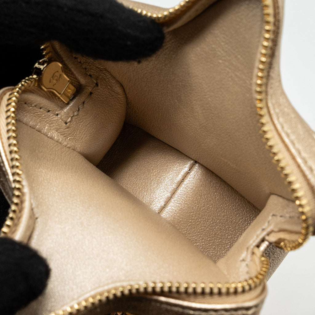 Chanel 24C backpack with star patent gold L (microchip)