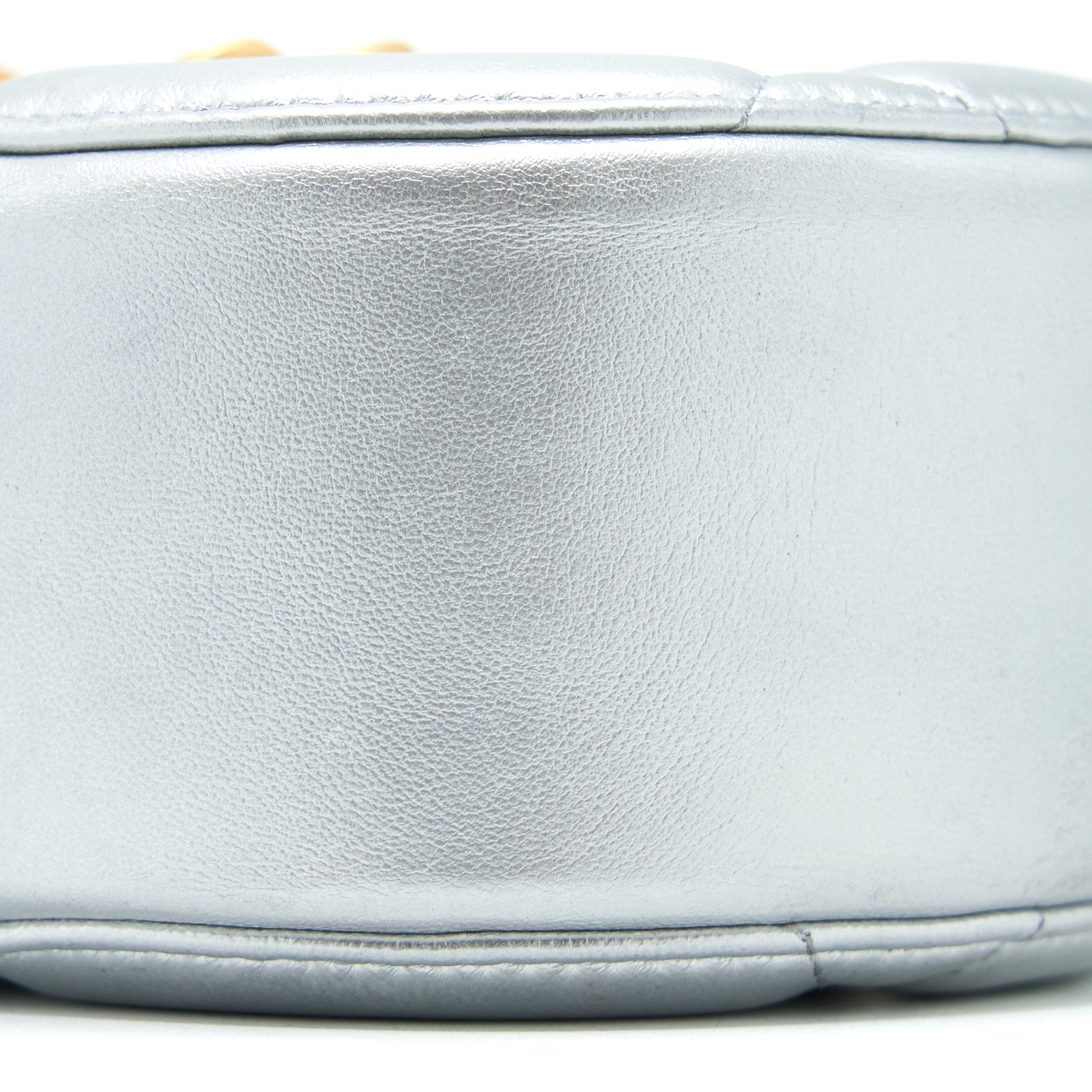 Chanel 19 Round Clutch With Chain Goatskin Silver Multicolour hardware