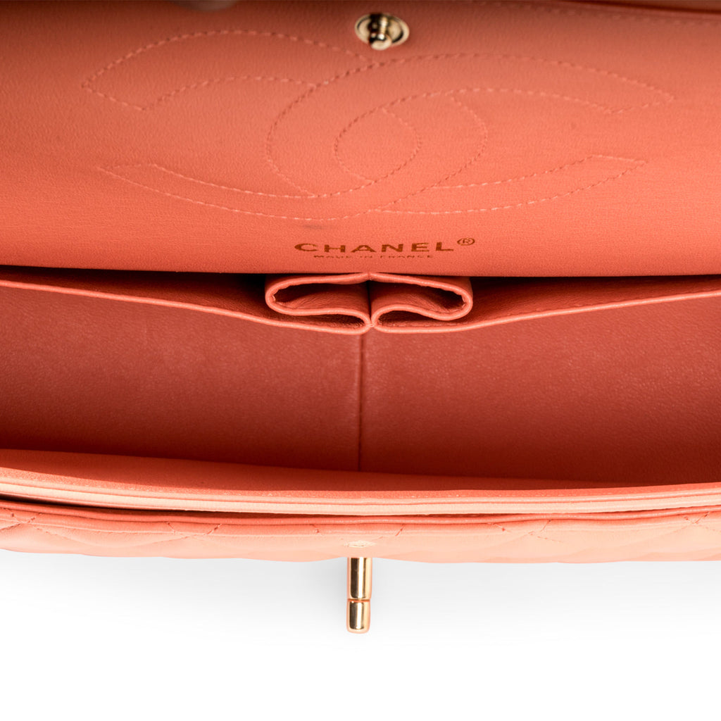 Chanel Classic Flap Bag - Jumbo - Peach