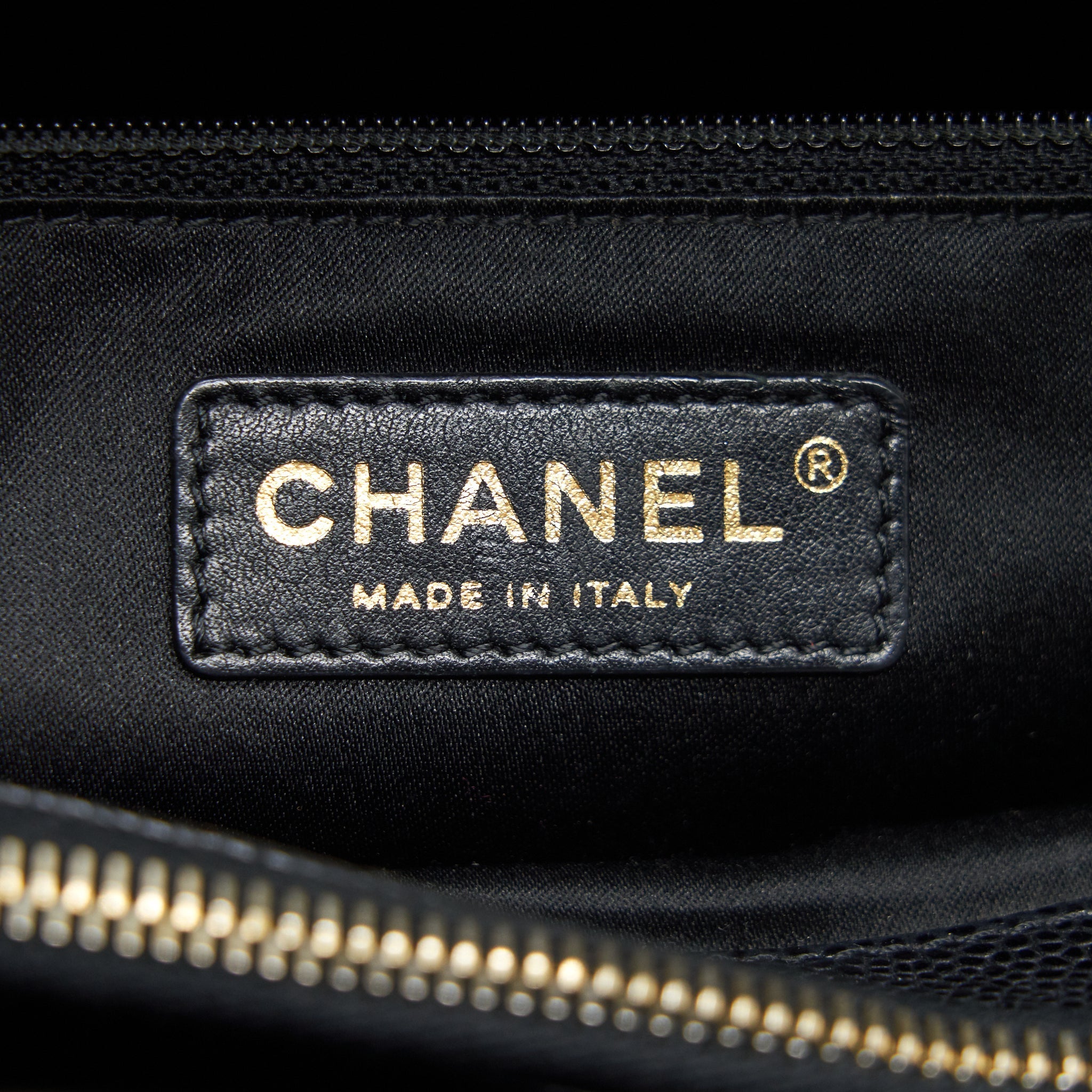 Chanel Grand Shopping Tote Caviar Black  serial 17
