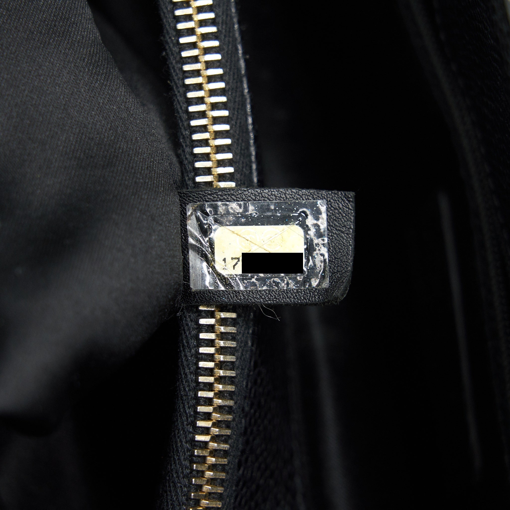 Chanel Grand Shopping Tote Caviar Black  serial 17