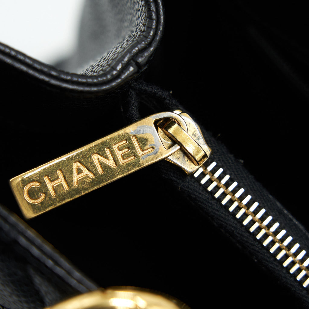 Chanel Grand Shopping Tote Caviar Black  serial 17